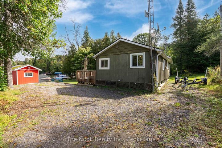 Property Photo: 37 Goldfinch Lane ON K0L 1A0