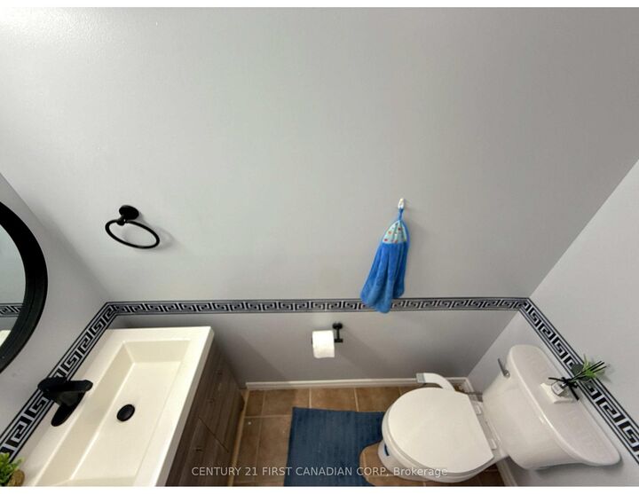 Property Photo:  159 Walmer Gardens  ON N6G 4H6 