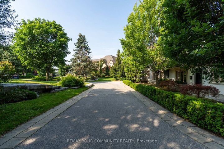 Property Photo: 58 Buck's Place ON L4L 3P9