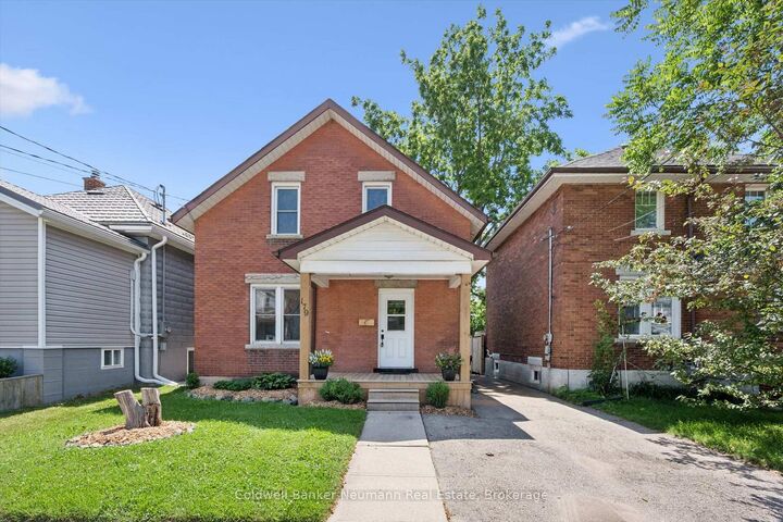 179 Elizabeth Street — photo 1