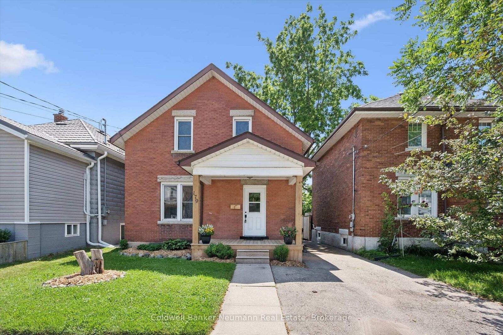 Property Photo: 179 Elizabeth Street ON N1E 2X5