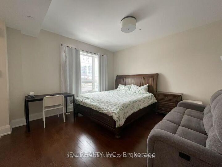 Property Photo:  4016 Highway 7 Street E Main  ON L3R 5R8 