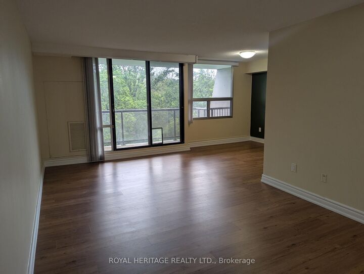 Property Photo:  92 Church Street S 311  ON L1S 6B4 