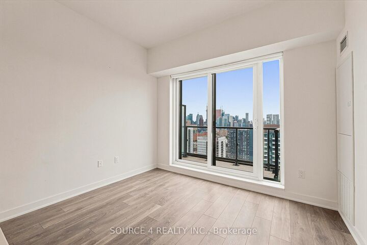 Property Photo:  130 River Street 3207  ON M5A 0R8 