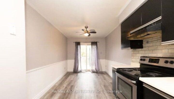Property Photo: 32 St George Street ON K9V 1W5