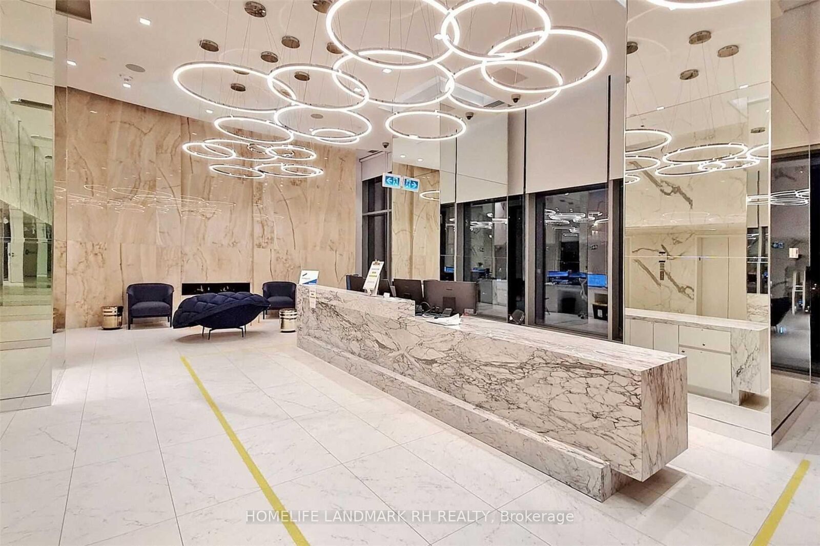 Property Photo:  251 Jarvis Street 1219  ON M5B 0C3 