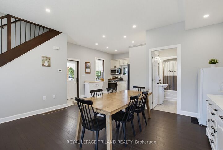 Property Photo:  260 Graham Street  ON N0L 2P0 