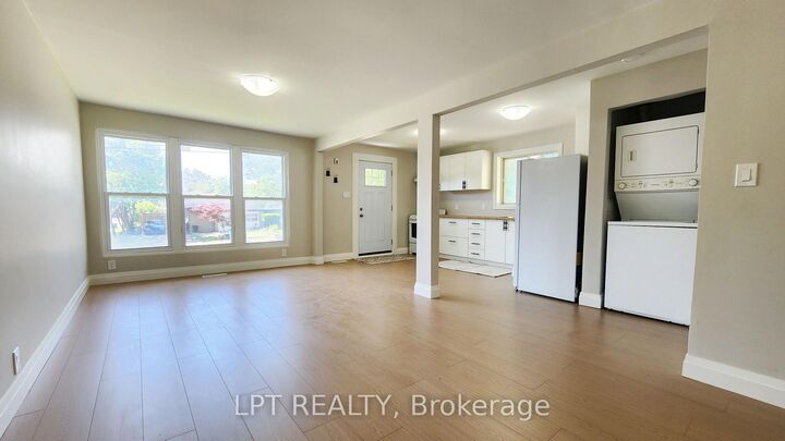 Property Photo: 43 Newbury Drive ON L3Y 4P9