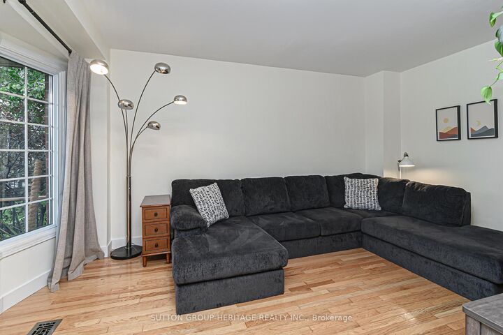 Property Photo:  12 Curtis Court  ON L1A 4H5 