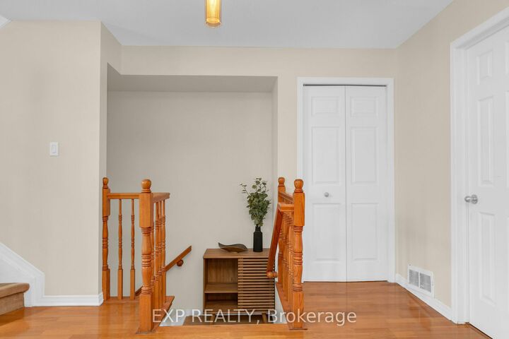 Property Photo: 555 Reardon Private ON K1V 2L1