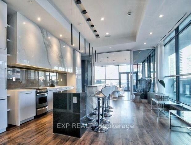 Property Photo:  290 Adelaide Street W 2503  ON M5V 0P3 