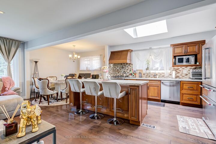 Property Photo: 5 Hallow Crescent ON M9W 2V8