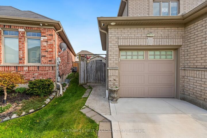 Property Photo: 1479 Sandpiper Drive E ON N5X 0E6