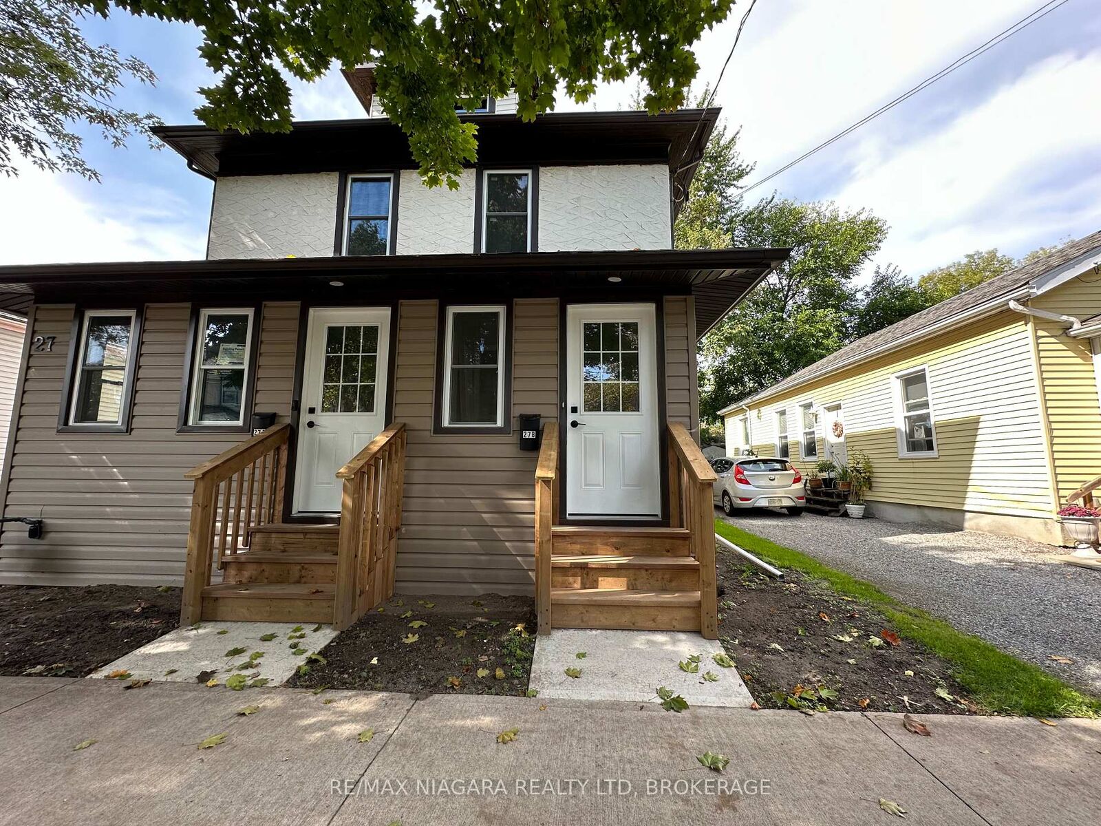 Property Photo:  27 Water Street Unit B  ON L2R 4T6 