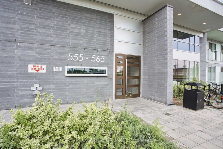 Property Photo:  565 Wilson Avenue 319W  ON M3H 0C6 