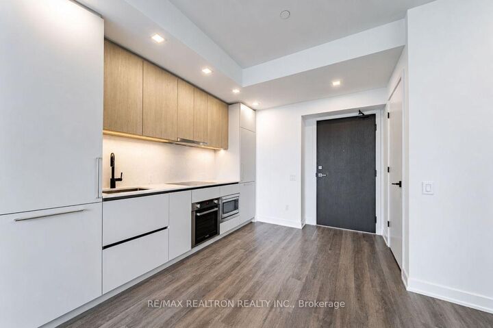 Property Photo:  609 Sherbourne Street 2608  ON M4X 0A4 