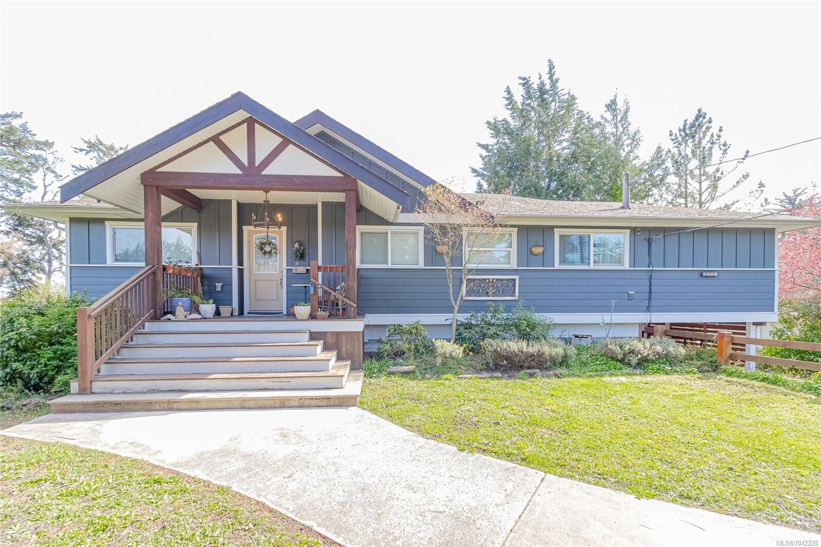 Property Photo: 3931 Circle Dr BC V9C 4A9
