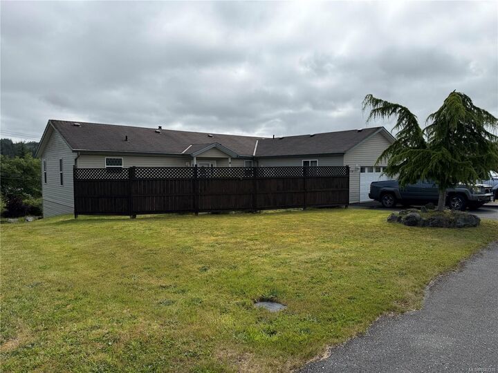 6120 Huckleberry Lane — photo 1
