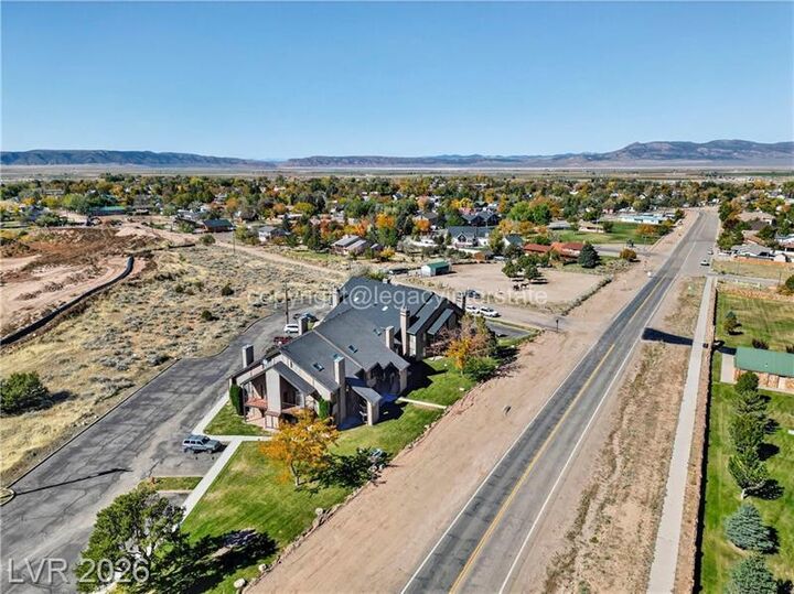 Property Photo:  390 E 300 South St 1B, 3B, 6B, 9B  UT 84761 
