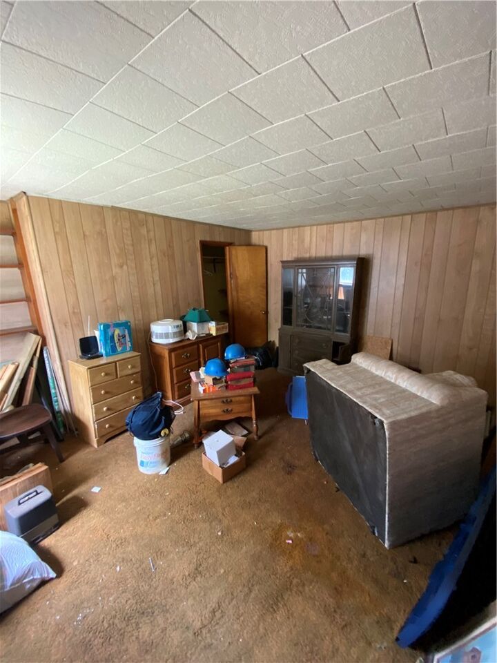 Property Photo: 53 Sherlock Cir PA 15057