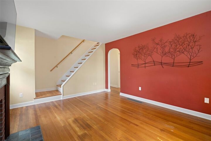 Property Photo: 617 Lamarido St PA 15226