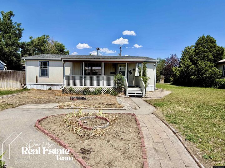Property Photo: 422 Morgan Avenue WY 82644
