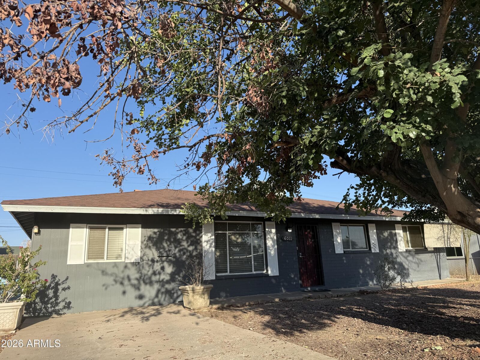 Property Photo:  6011 N 33rd Avenue  AZ 85017 
