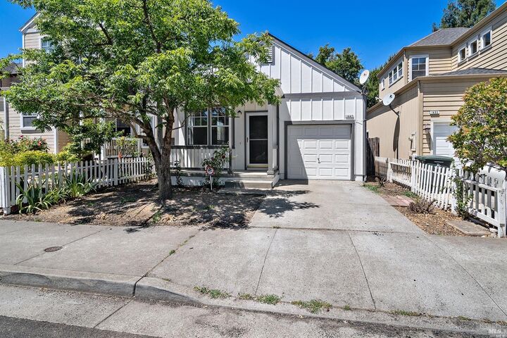 Property Photo:  1447 Tammy Way  CA 95401 
