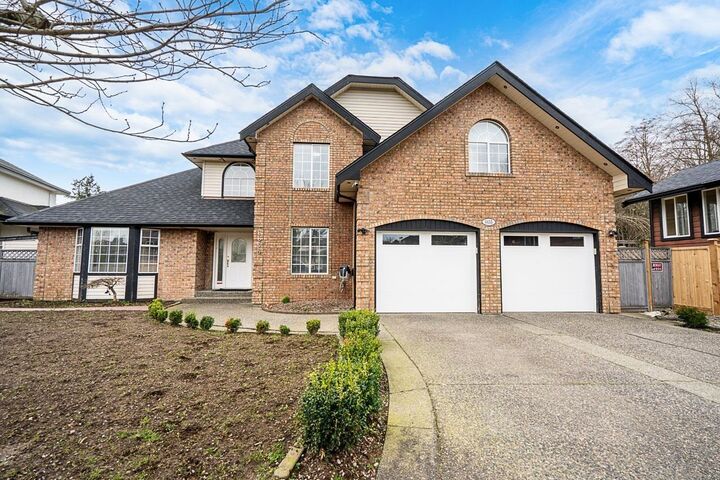 Property Photo: 6655 123A Street BC V3W 0Z1