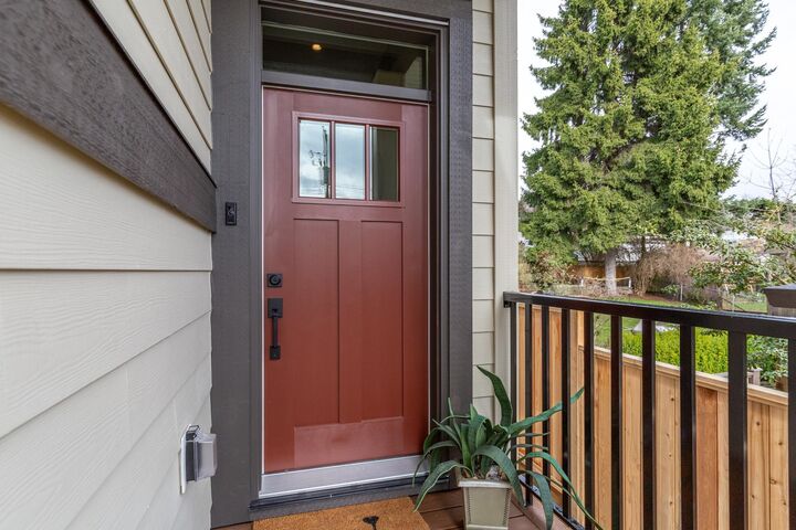Property Photo: 1211 Thomas Avenue 103 BC V3K 2L1