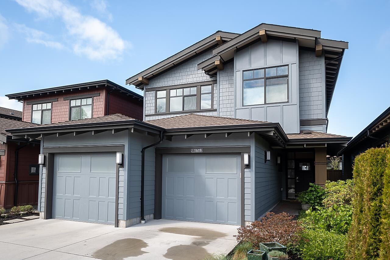 Property Photo: 1619 Maple Springs Lane BC V4M 0A7