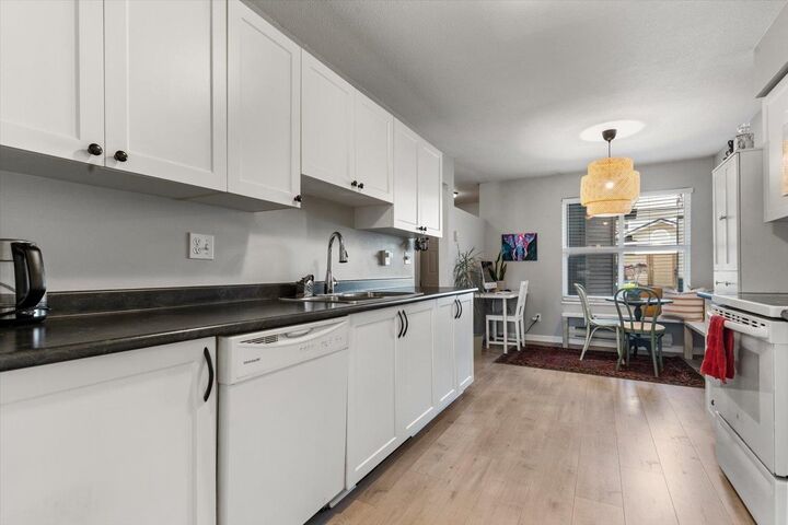 Photo de la propriété:  36060 Old Yale Road 111  BC V3G 2E9 