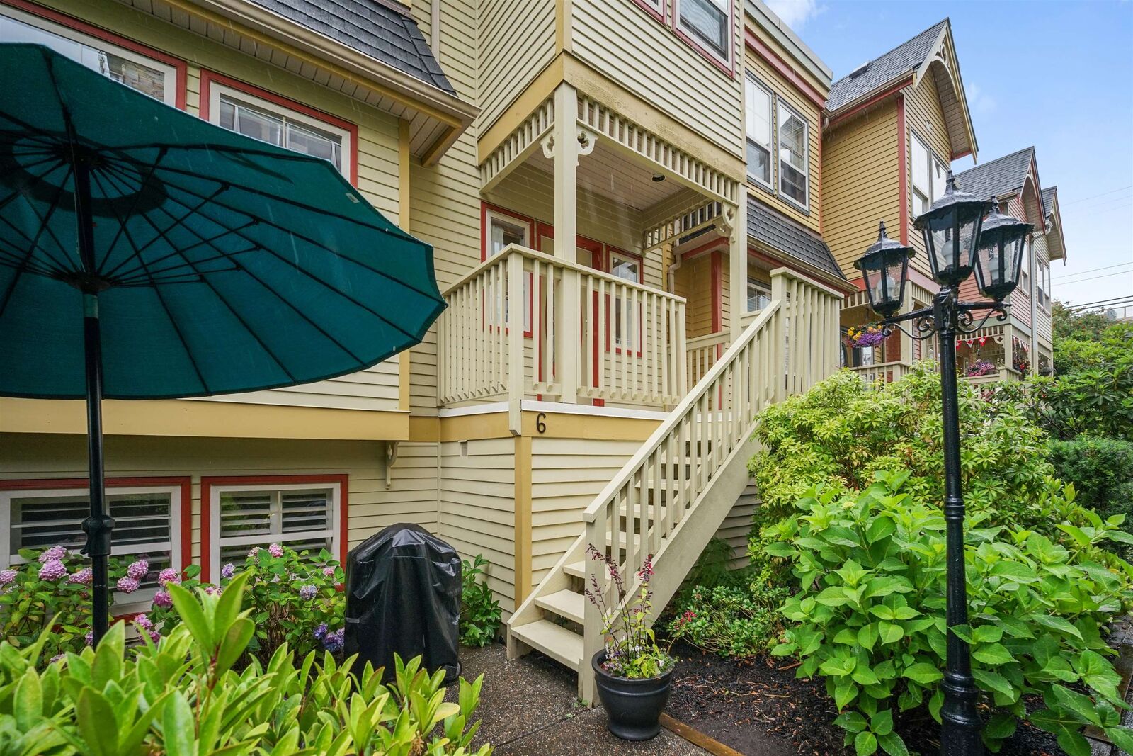 Property Photo: 15151 Buena Vista Avenue 6 BC V4B 1Y2