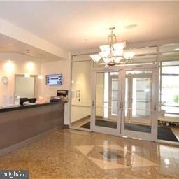 Property Photo: 880 Pollard Street N 504 VA 22203