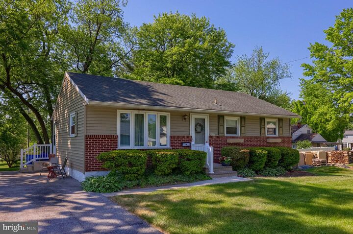 Property Photo: 3840 Hearthstone Court PA 17402