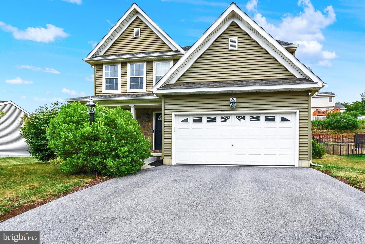 Property Photo:  470 Yale Street  PA 17111 