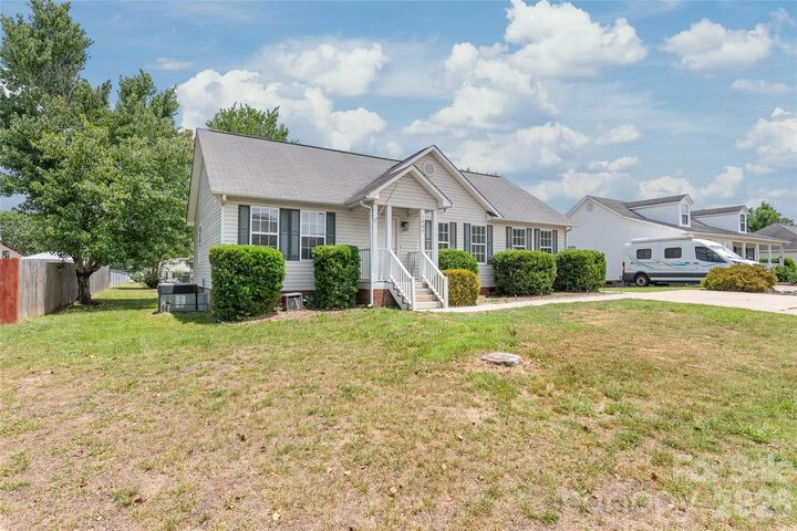 Property Photo: 1805 Lawton Drive SC 29730