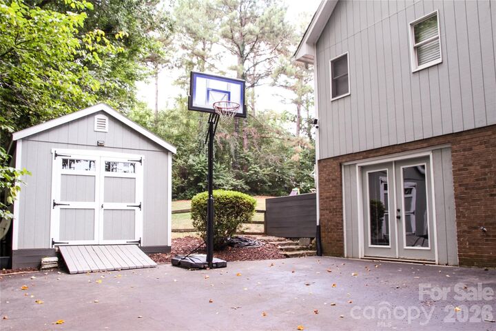Property Photo:  7947 Lakeview Drive  NC 28037 