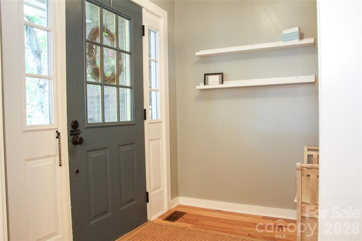 Property Photo:  7947 Lakeview Drive  NC 28037 