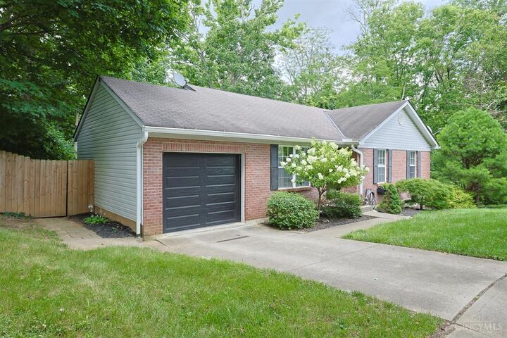 Property Photo: 510 Navaho Drive OH 45140