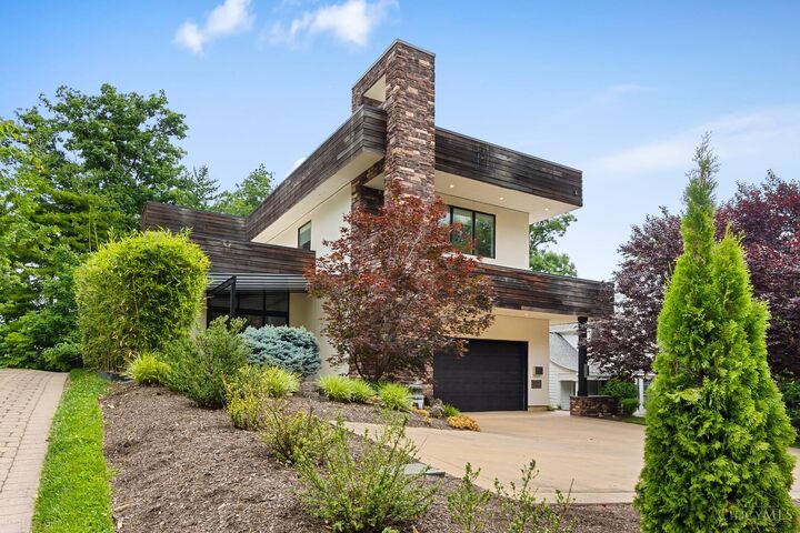 Property Photo:  3174 Portsmouth Avenue  OH 45208 