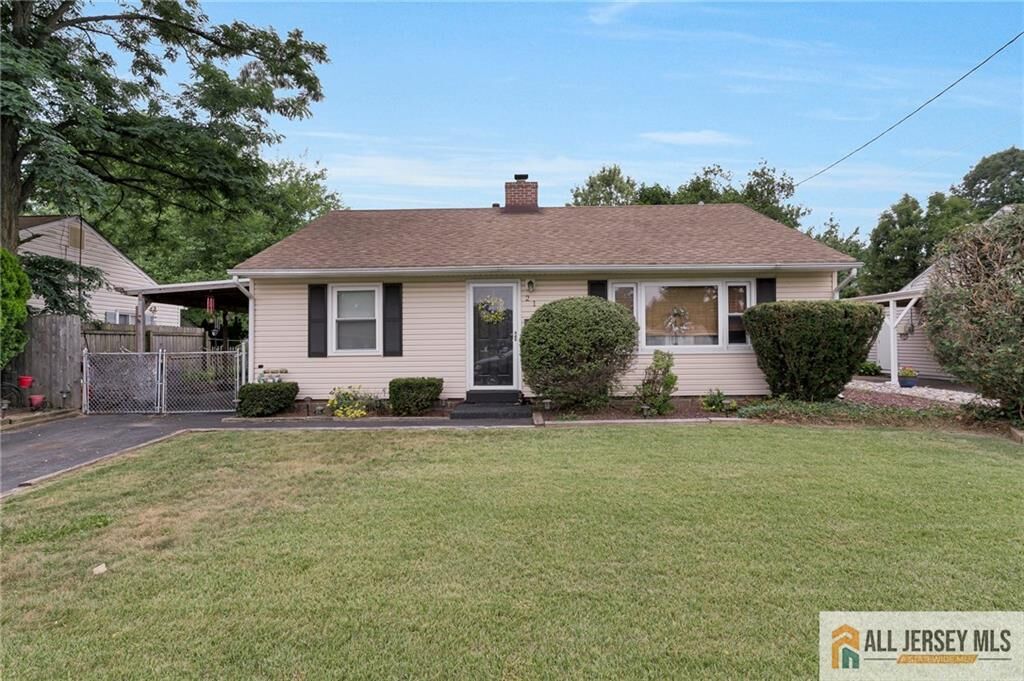 Property Photo:  21 Louis Avenue  NJ 08846 