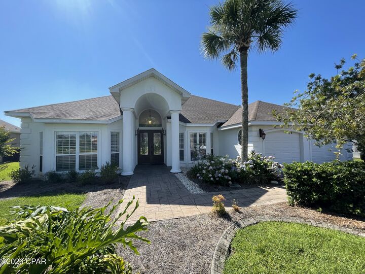 Property Photo: 102 Grove Isle Boulevard FL 32408