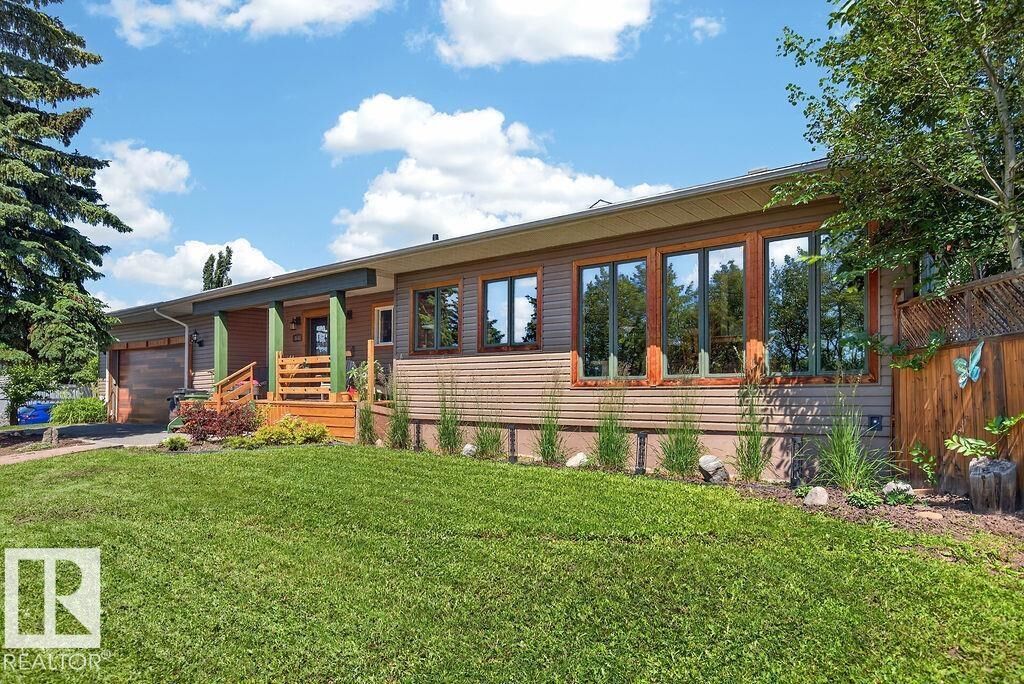 Property Photo: 216 Wolf Willow Rd NW AB T5T 5L8