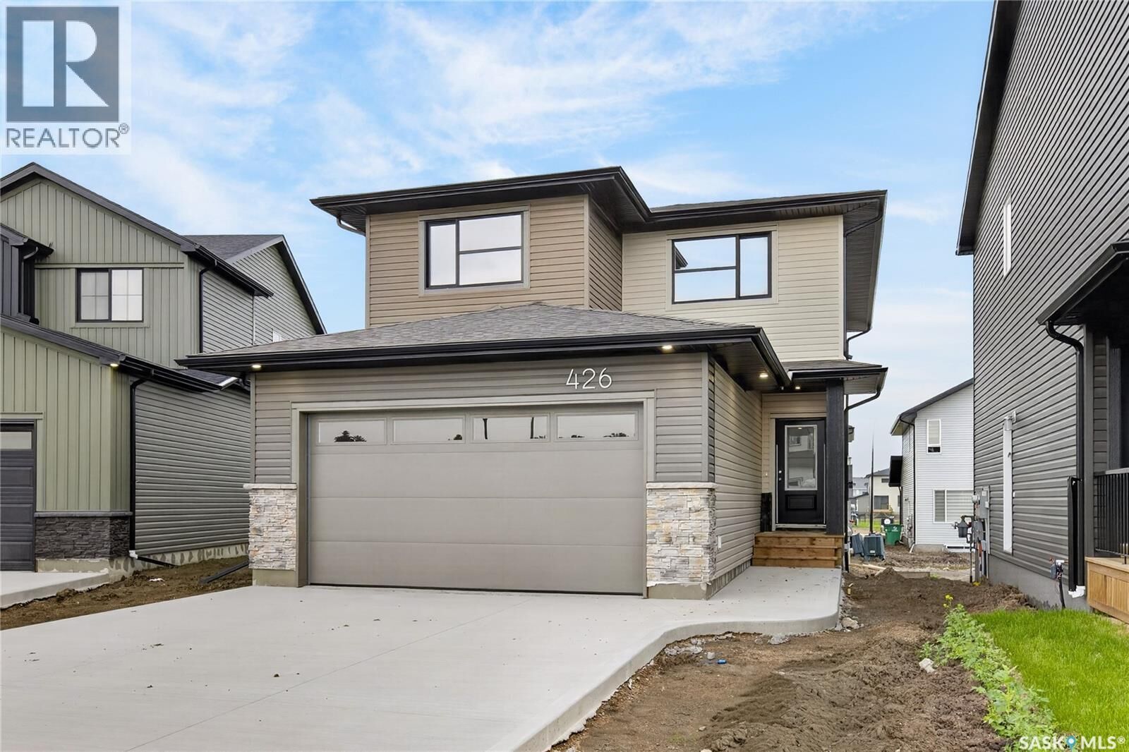 Property Photo:  426 Cockcroft Place  SK S7V 1Y9 