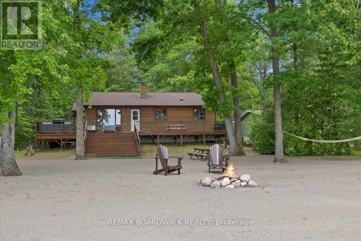 Property Photo:  178 Baillie Avenue  ON K0A 3M0 