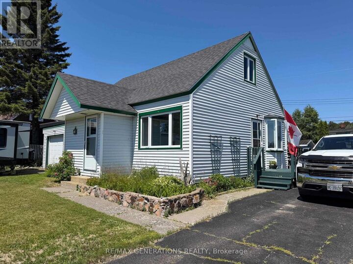 39 Laurier Avenue — photo 1