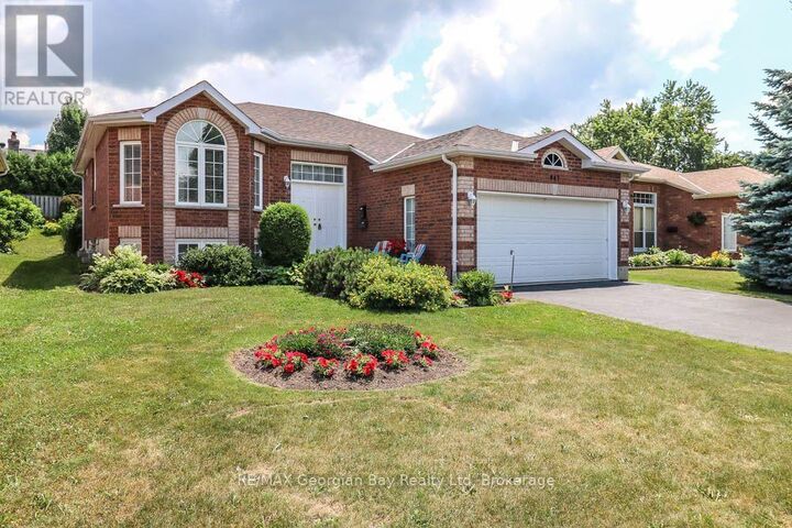 947 Montreal Street — photo 1