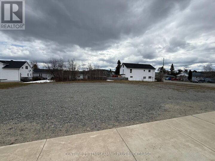 Godfrey Street — photo 1