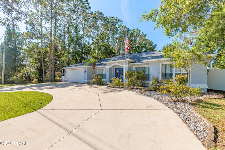 Property Photo:  22 Raeland Lane  FL 32164 